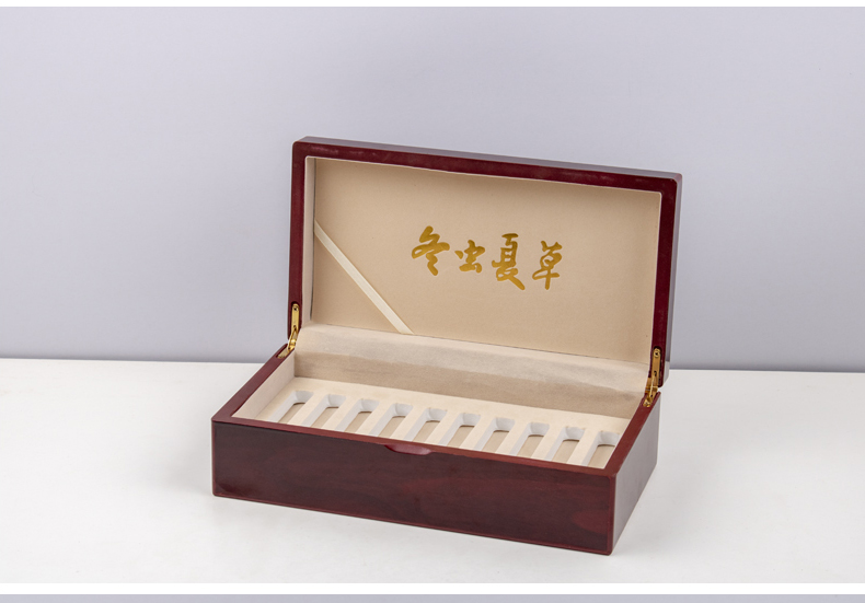 冬蟲(chóng)夏草禮品盒