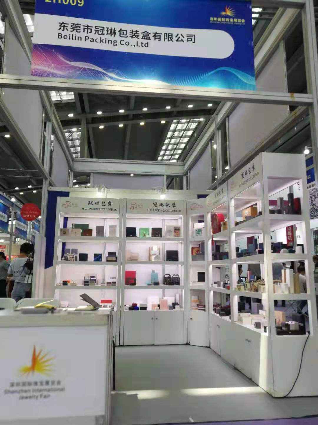 冠琳.jpg 冠琳.jpg