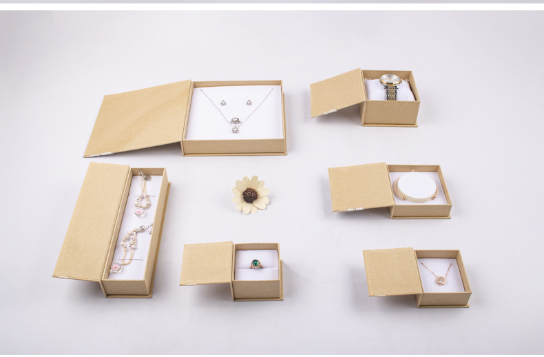 環(huán)保禮品盒珠寶盒紙盒可定制 冠琳包裝 環(huán)保禮品盒珠寶盒紙盒可定制 冠琳包裝