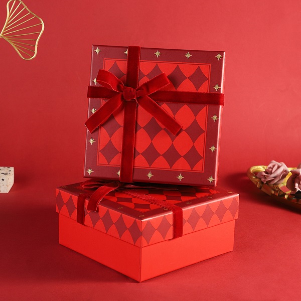 1755503085581236.jpg perfume packaging boxes.jpg